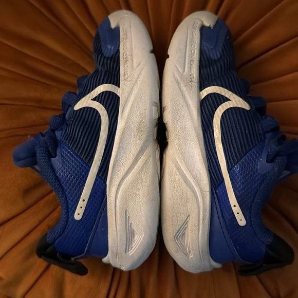 Toddler Nike Blue and White Sneakers Lightweight Performance/ 8C - Picture 3 of 6